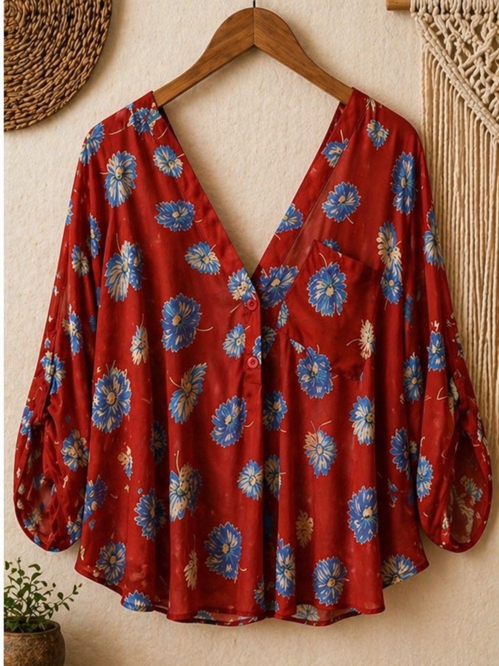 Pins &‎ Needles Floral Top Size Small